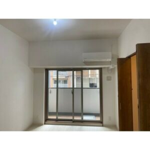 本町徒歩圏！ペット可×ネット無料の築浅物件in堺筋本町