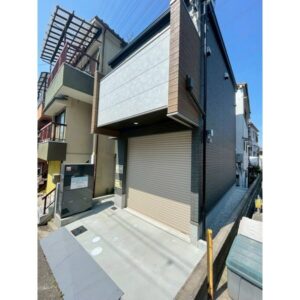 綺麗なガレージハウスin善根寺町 綺麗なガレージハウスin善根寺町