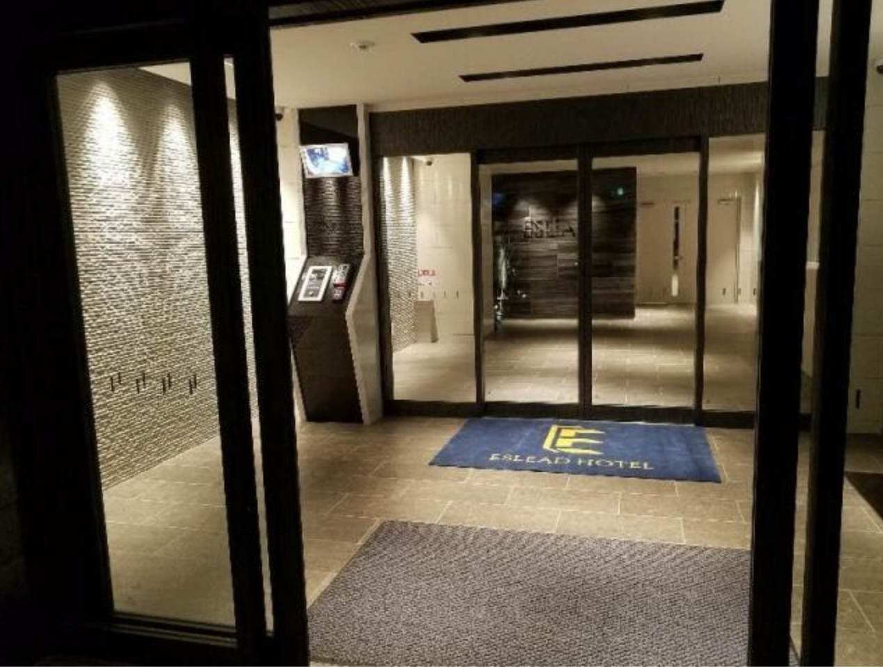 エントランス エントランス