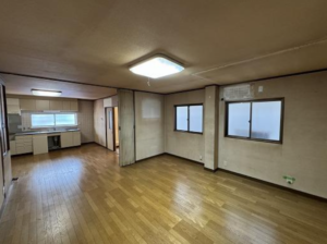 【売戸建】倉庫付き住宅in九条