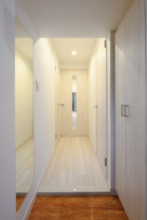 (玄関)