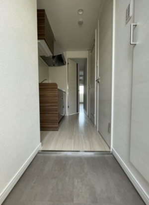 (玄関)