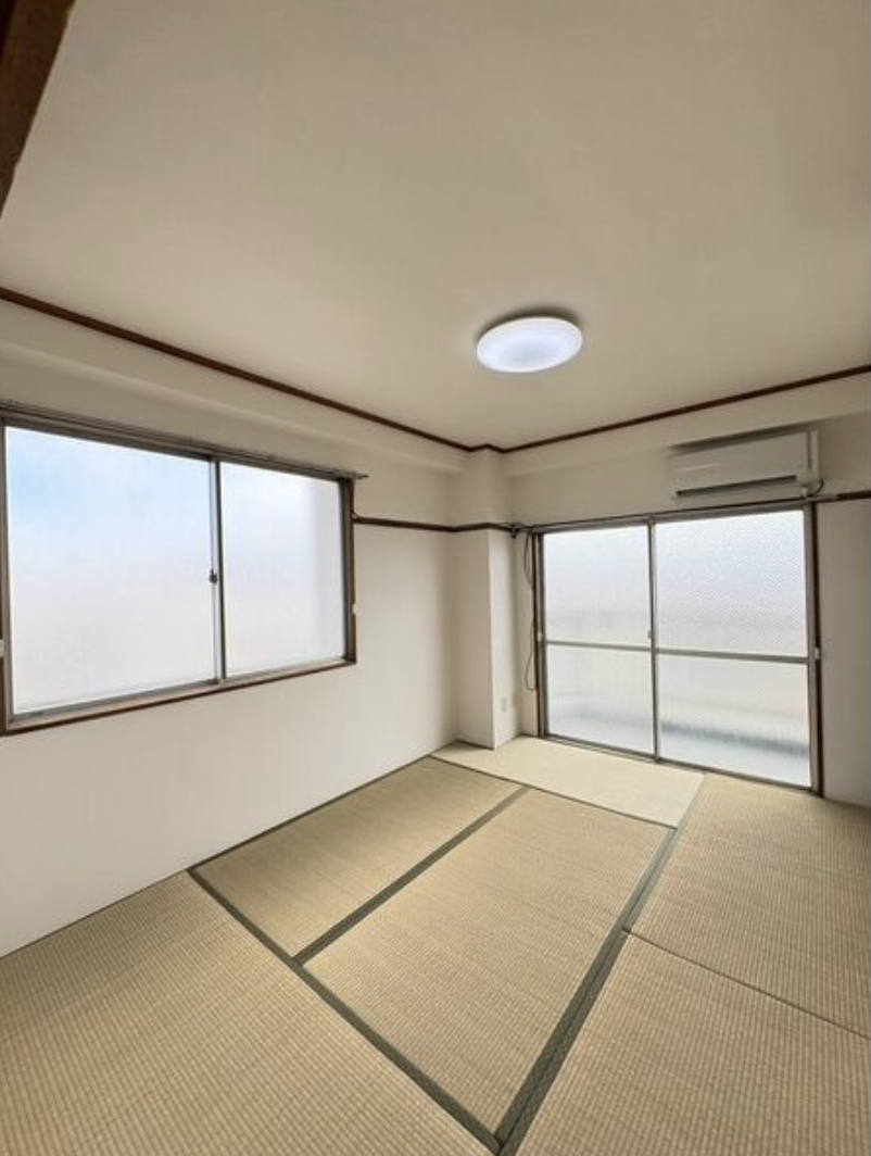 (居間) (居間)