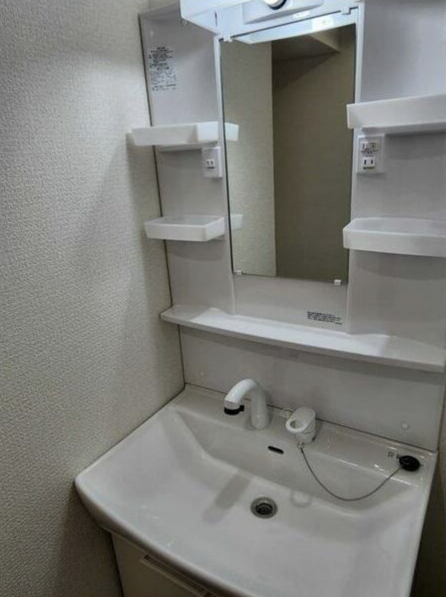 カップルにぴったり広々1LDK in 江戸堀 画像10 カップルにぴったり広々1LDK in 江戸堀 画像10