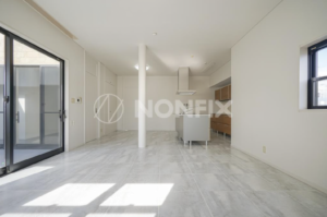 最上階ワンフロア独占、ルーフバルコニー付きの特別空間in緑橋 画像5