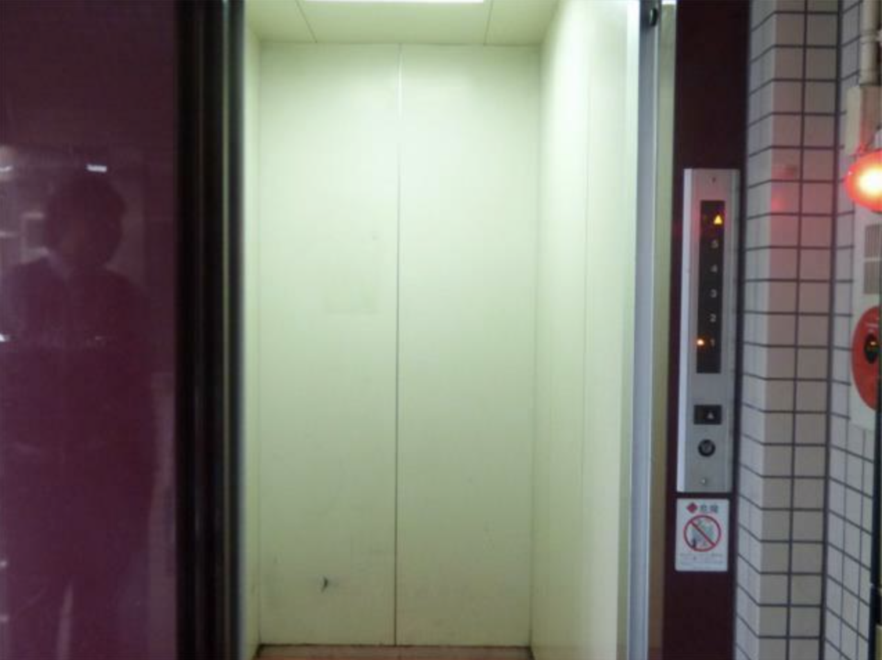 エレベーター
