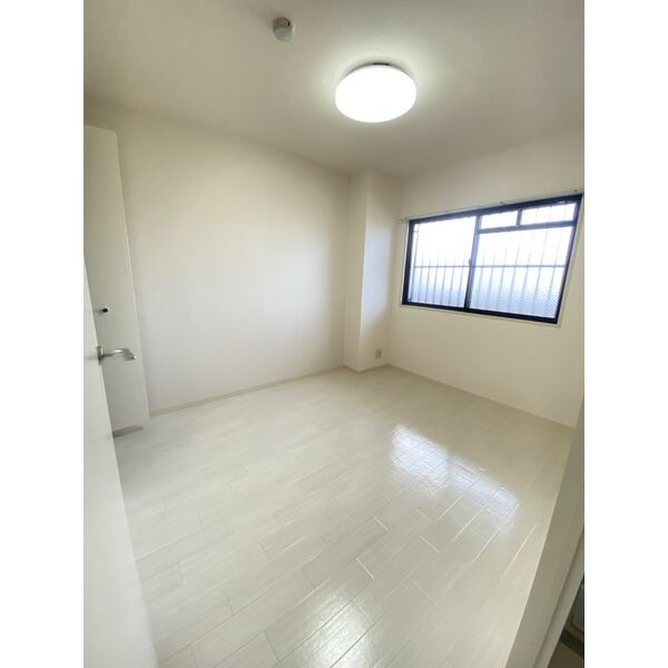 (子供部屋) (子供部屋)